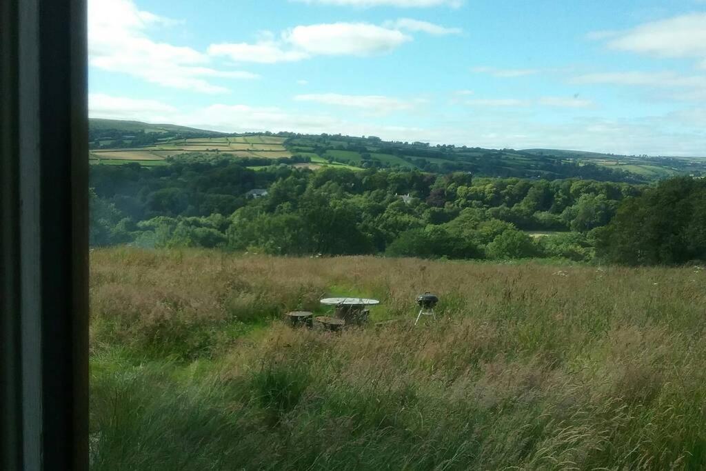 Stags View,Unique Eco Cabin, Dartmoor Views South Brent Экстерьер фото