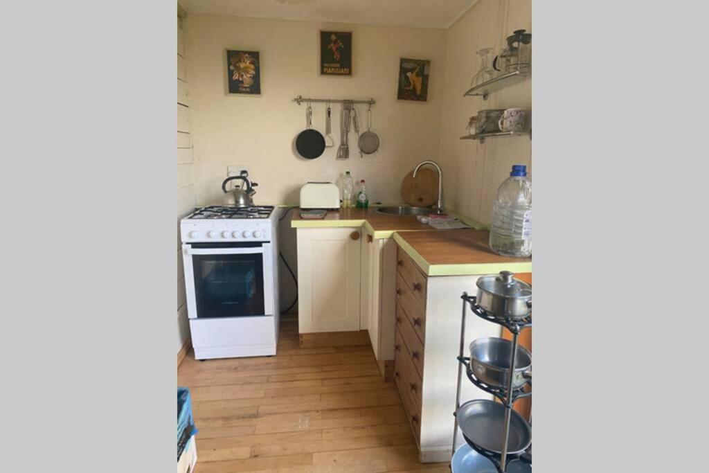 Stags View,Unique Eco Cabin, Dartmoor Views South Brent Экстерьер фото